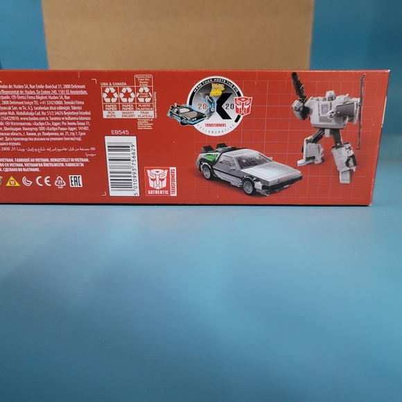 Hasbro Transformers Back to the Future Gigawatt Action Figure - Picture 8 of 9